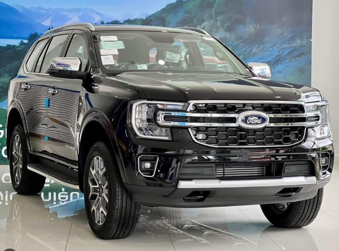 Ford Everest Titanium 4x4 2024